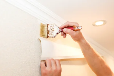 Pose de papier peint à Maxent — revêtements muraux et toiles de verre